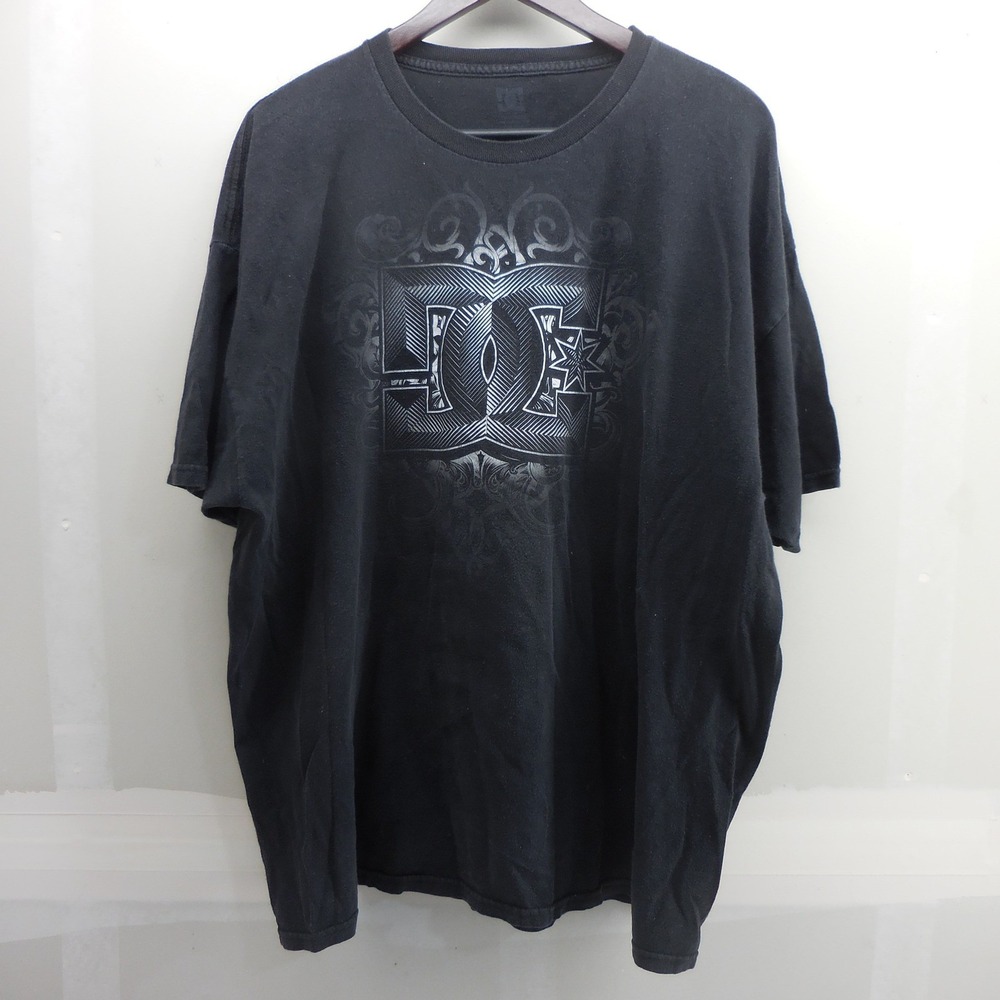 DC Shoes Mens Graphic T-Shirt Black Short Sleeve Logo Print Skate Tee XL 2238